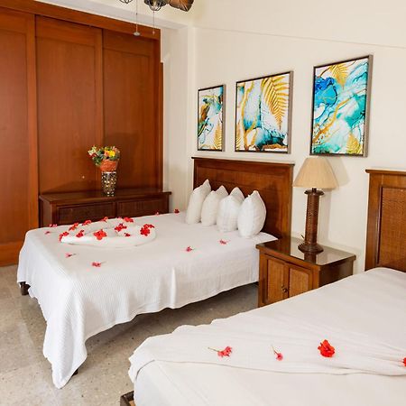 2 Story Oceanfront Penthouses On Cancun Beach! Exteriör bild