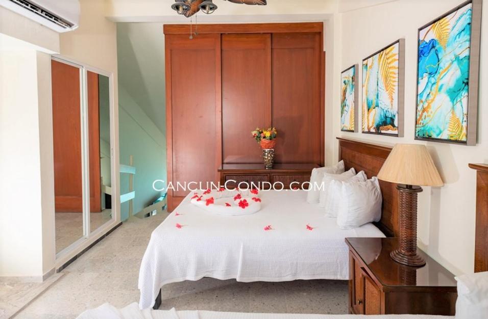2 Story Oceanfront Penthouses On Cancun Beach! Exteriör bild