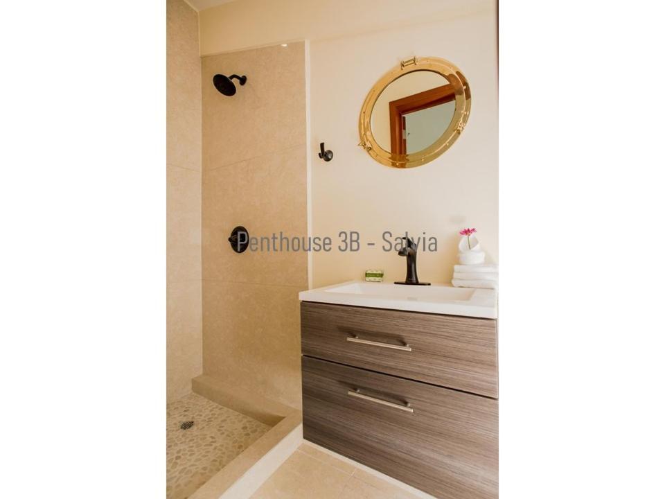 2 Story Oceanfront Penthouses On Cancun Beach! Exteriör bild