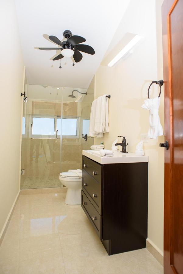 2 Story Oceanfront Penthouses On Cancun Beach! Exteriör bild