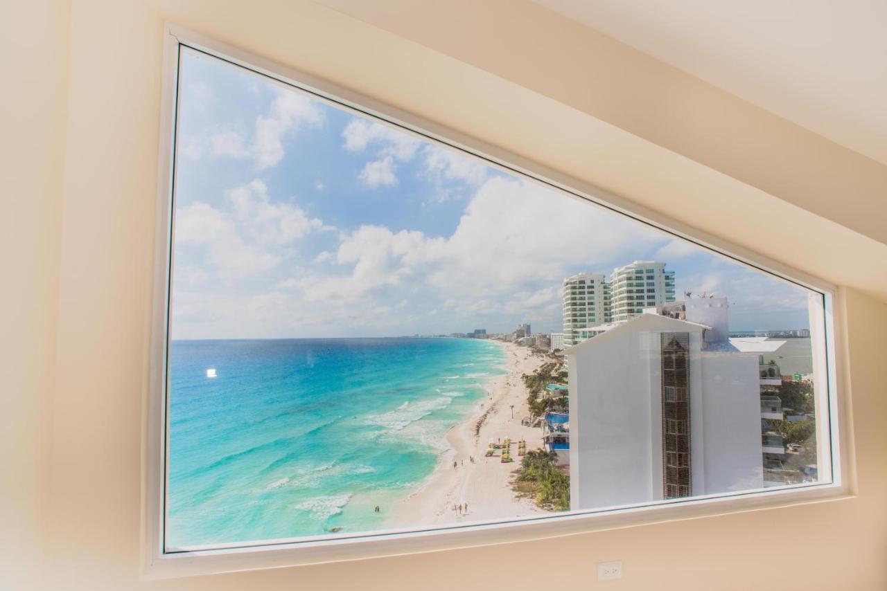 2 Story Oceanfront Penthouses On Cancun Beach! Exteriör bild